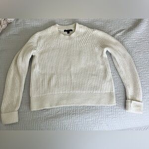 Women’s Banana Republic LS Chunky Marl Snow Day(soft white) Size Small Like New